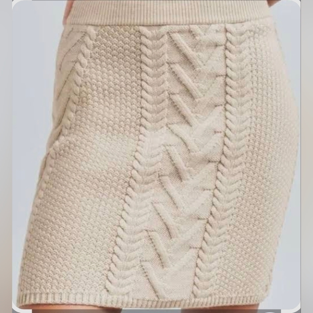 Aritiza Babaton Emporia Merino Wool Cable Knit Mini Skirt, Large, Nwt